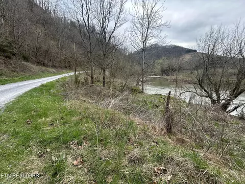 mulberry gap rd, Sneedville, TN 37869
