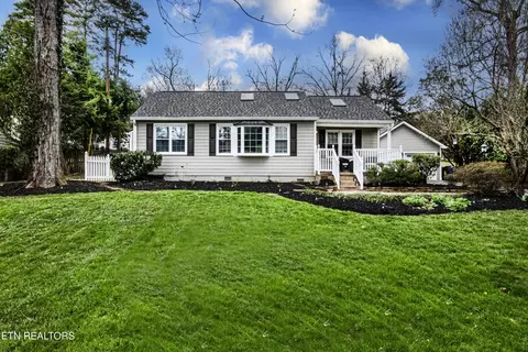 4011 Whitlow Ave, Knoxville, TN 37919