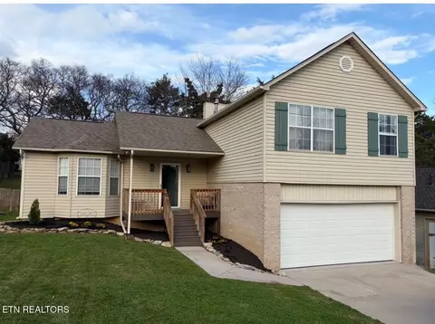 4747 Cabbage Ln, Knoxville, TN 37938