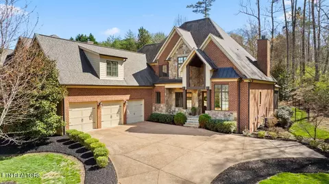 1701 Duncan Woods Ln, Knoxville, TN 37919
