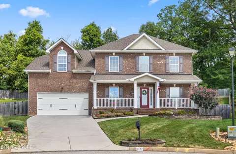 5127 Prairie Clover Ln, Knoxville, TN 37918