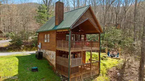 3560 Scottish Highland Way, Sevierville, TN 37862