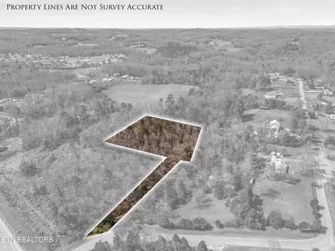 Montview Rd, Lenoir City, TN 37771
