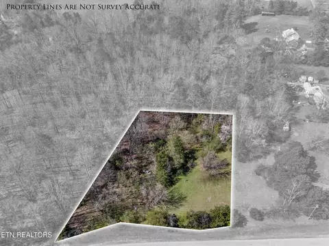 303 Montview Rd, Lenoir City, TN 37771