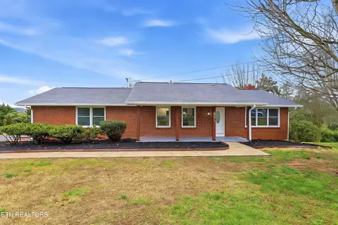 531 Robinson Dr, Loudon, TN 37774
