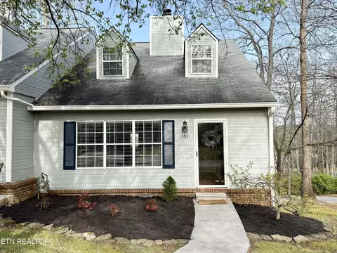 804 Olde Pioneer Tr #151, Knoxville, TN 37923