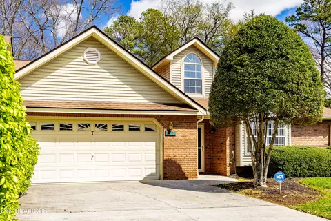 5525 Lonas Dr #C7, Knoxville, TN 37909