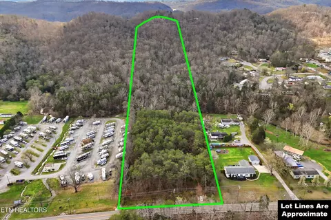 842 E Raccoon Valley Dr, Heiskell, TN 37754