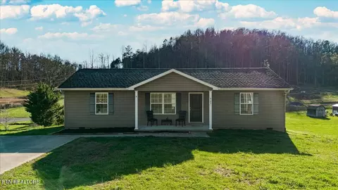 137 Raccoon Valley Rd, Maynardville, TN 37807