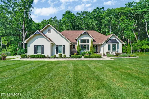 40 Kingsley Ct, Crossville, TN 38558