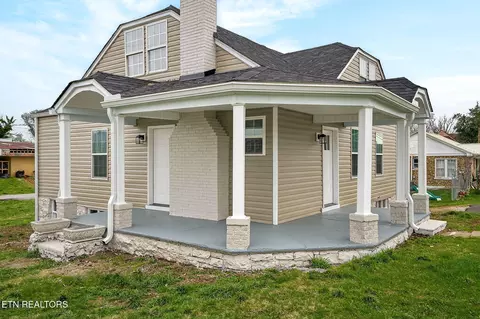 338 Clark St, Sparta, TN 38583