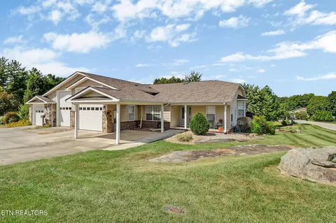 18 Our Way Dr, Crossville, TN 38555