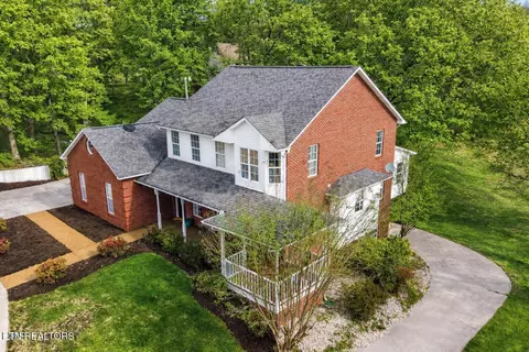 4890 Shaw Ferry Rd, Lenoir City, TN 37772