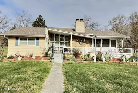 609 Metler Dr, Knoxville, TN 37912