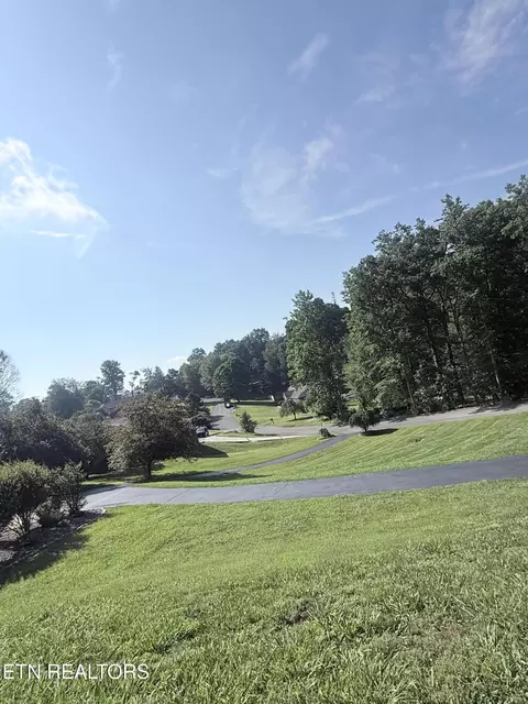 Madison Circle, Harrogate, TN 37752 photo 4