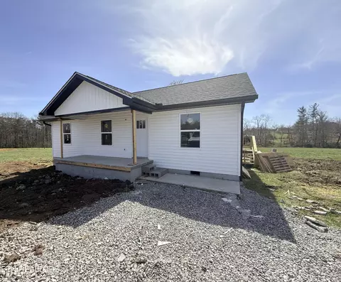 366 Old Wes Baldwin Rd, Jamestown, TN 38556