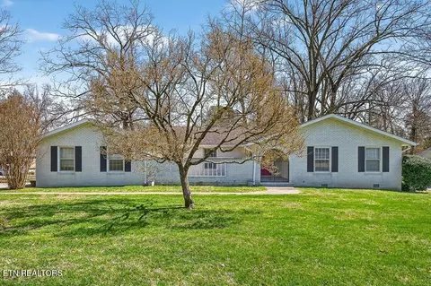 725 Flatt Ave, Cookeville, TN 38501