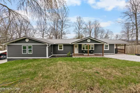 274 Vanover Ln, Jacksboro, TN 37757