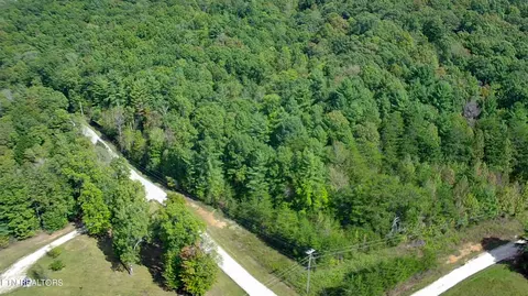 Bear Hollow Rd, Oneida, TN 37841