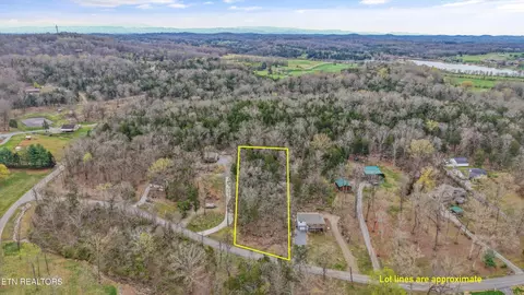 Channel Drive, Louisville, TN 37777