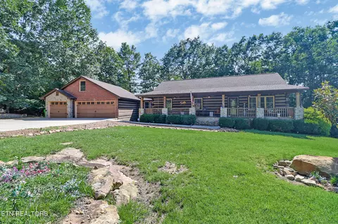 108 Grace Ln, Crossville, TN 38555