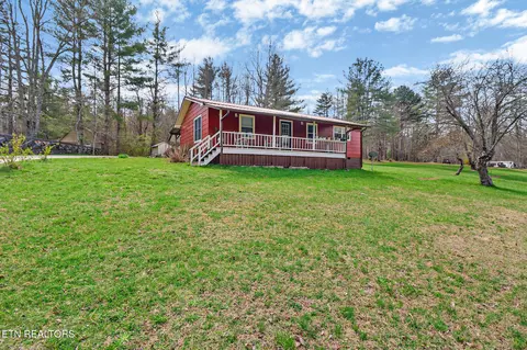 239 Doc Huling Rd, Robbins, TN 37852 photo 1