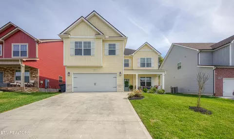 1142 Madison Oaks Rd, Knoxville, TN 37924
