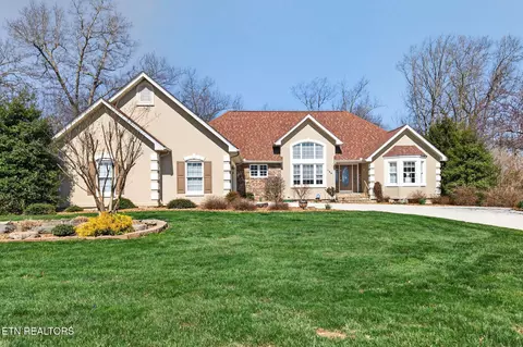 123 Northridge Dr, Crossville, TN 38558