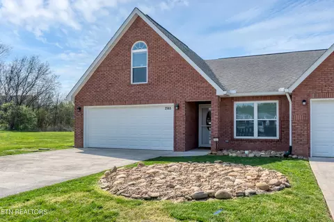 2563 Keeneland Dr, Maryville, TN 37803