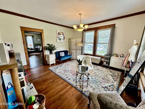 Living - 1886 Dr Thomas Walker Rd, Ewing, VA 24248 photo 3 of 3