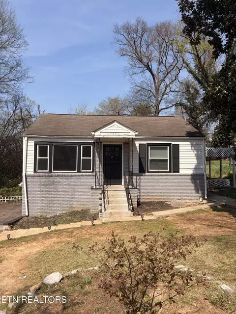 3407 Skyline Dr, Knoxville, TN 37914