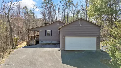 4442 Grindstone Ridge Rd, Pigeon Forge, TN 37863