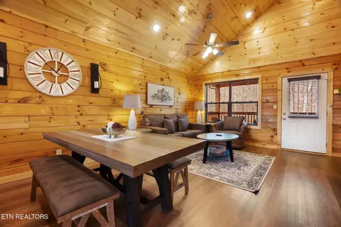 Dining - 804 String Run Way, Pigeon Forge, TN 37863 photo 1 of 1