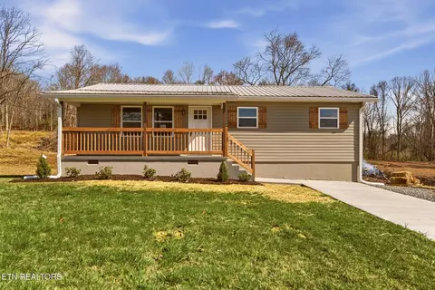 3322 Shipe Rd, Corryton, TN 37721