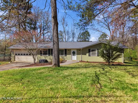 5959 Westmere Dr, Knoxville, TN 37909