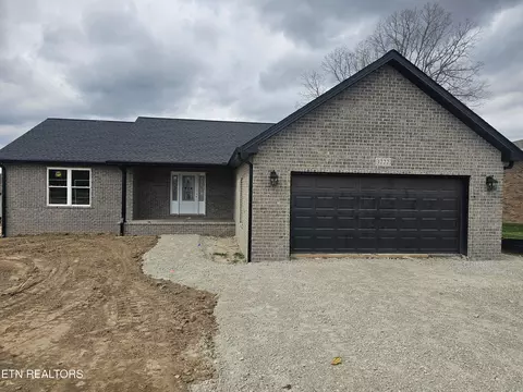1222 Arrowhead Dr, Crossville, TN 38572