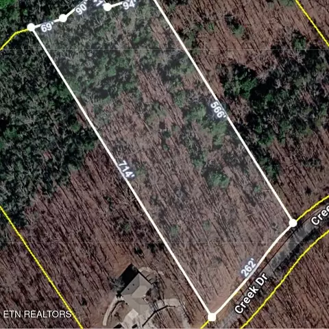 lot8 Creek, Monterey, TN 38574