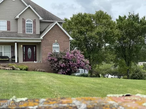 3135 Blueberry Dr, New Market, TN 37820