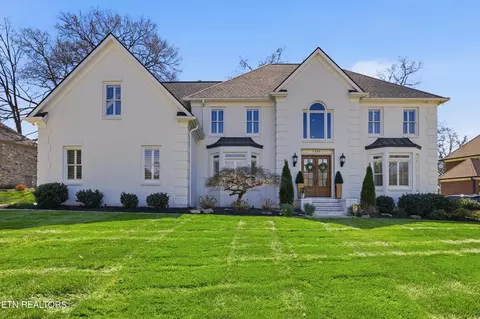 7324 Nubbin Ridge Dr, Knoxville, TN 37919