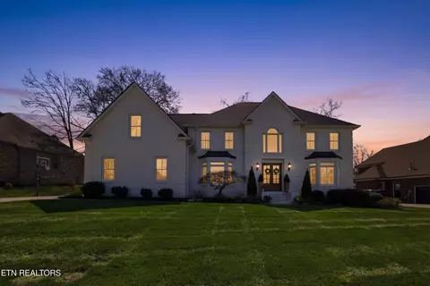 7324 Nubbin Ridge Dr, Knoxville, TN 37919
