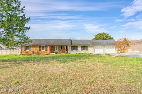 7905 Brickyard Rd, Powell, TN 37849