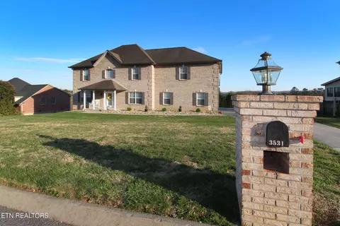 3531 Hubbs Crossing Ln, Knoxville, TN 37938