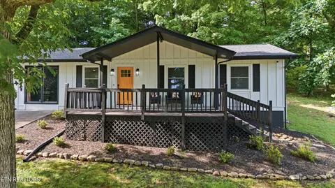 2915 Nickle Rd, Knoxville, TN 37921