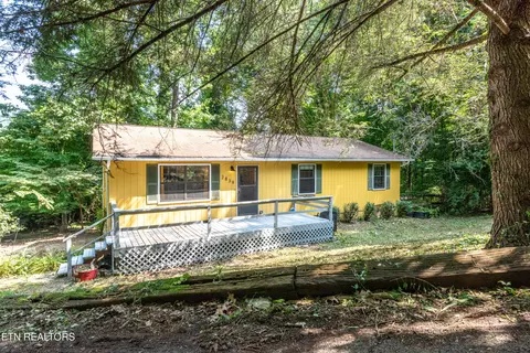 2839 Rifle Range Dr, Knoxville, TN 37918