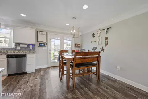 Dining - 1145 Cloud View Dr, Powell, TN 37849 photo 1 of 1