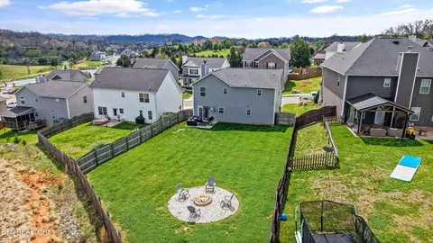 View/Area - 1145 Cloud View Dr, Powell, TN 37849 photo 2 of 5