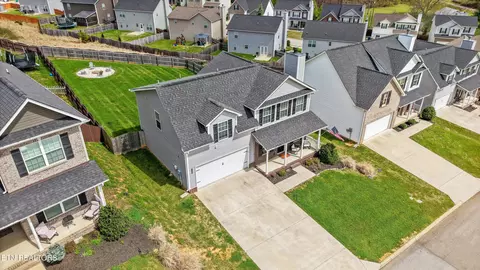 View/Area - 1145 Cloud View Dr, Powell, TN 37849 photo 5 of 5