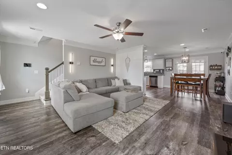 Entry Way - 1145 Cloud View Dr, Powell, TN 37849 photo 1 of 1