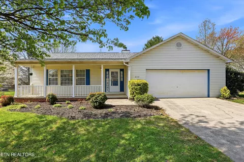437 Wilaway Rd, Maryville, TN 37801