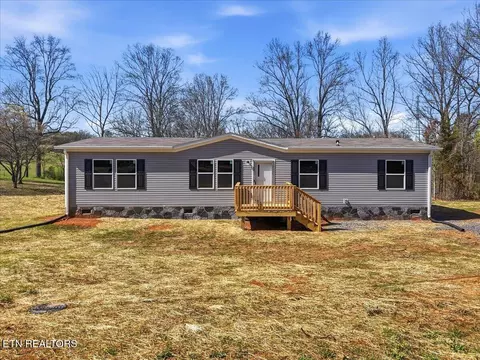 2036 River View Dr, Morristown, TN 37813
